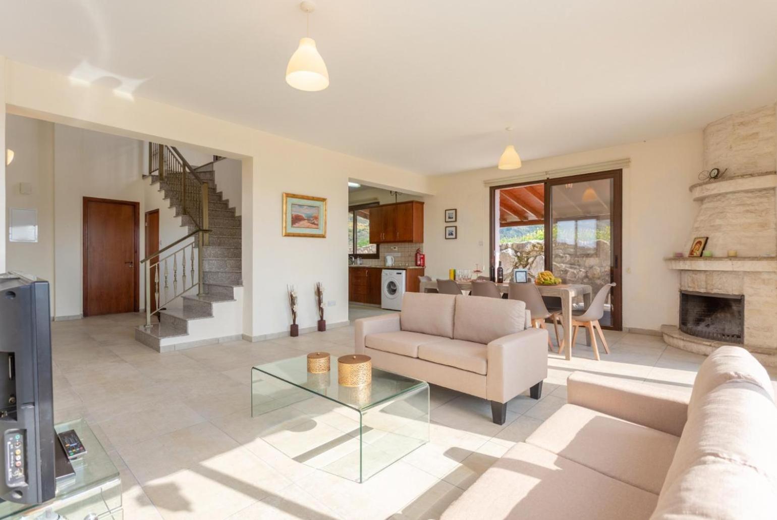 Villa Rallo Paphos Exteriör bild